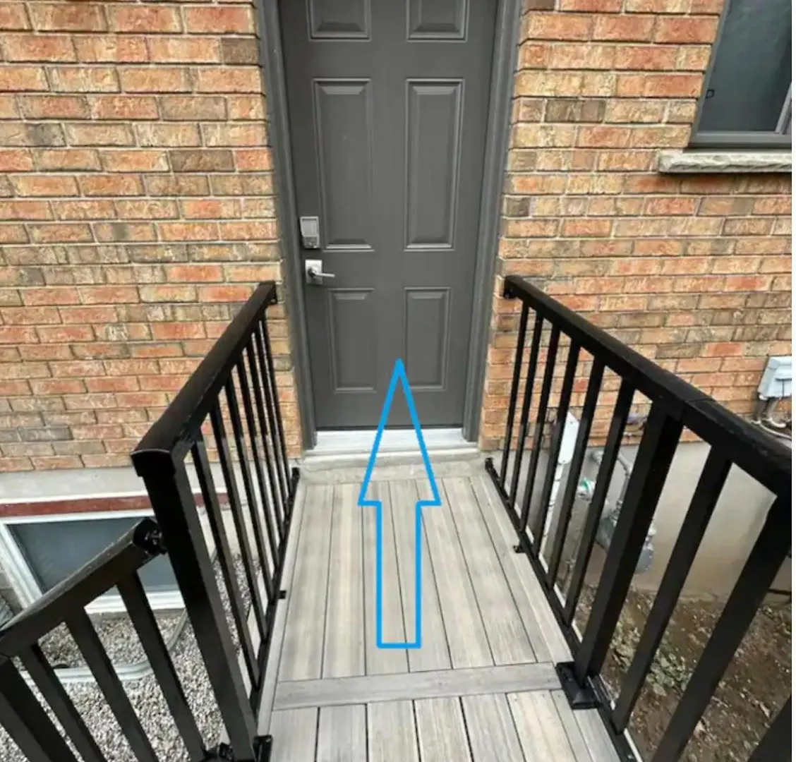 Pvt Studio Near Waterloo Airport & Minutes To Downtown Kitchener Apartment
